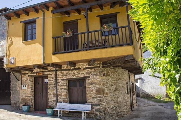 Casa rural para 6 personas, con balcón y vistas en Ponferrada - 4