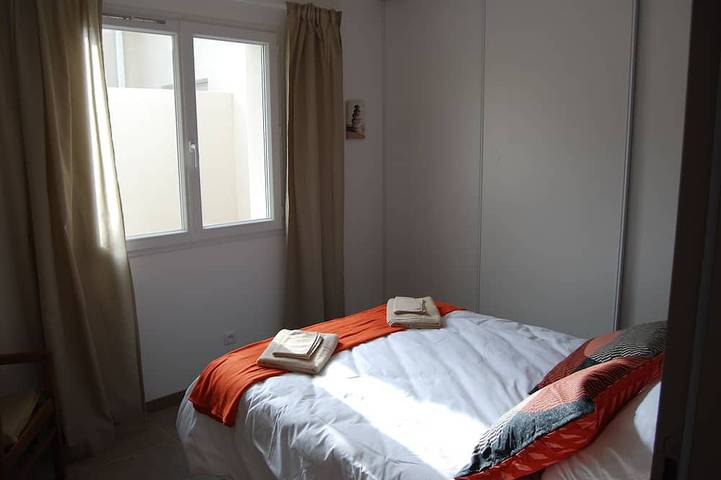 Villa pour 8 personnes, avec terrasse ainsi que jardin et jacuzzi au Grau-d'Agde - 3