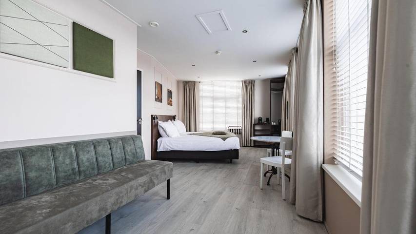 Hotel für 2 Personen, mit Terrasse und Seeblick in Harderwijk