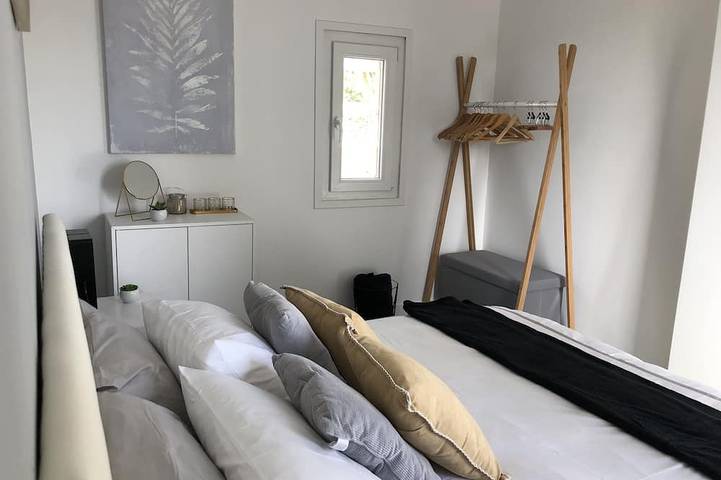 Cocooning house - sea view - 4km from Cannes - 6 travellers in Vallauris, Mediterranean Coast (France)