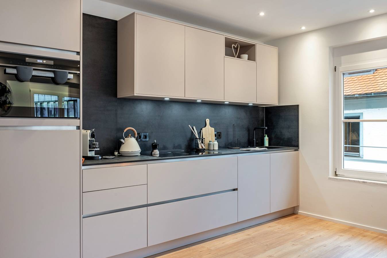 Ganze Wohnung, Exklusive Ferienwohnung - nur wenige Schritte zum See in Überlingen, Region Bodensee-Oberschwaben