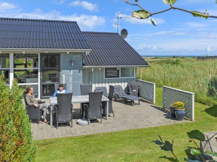 Ferienhaus für 6 Personen, mit Terrasse und Sauna in Kjul Strand