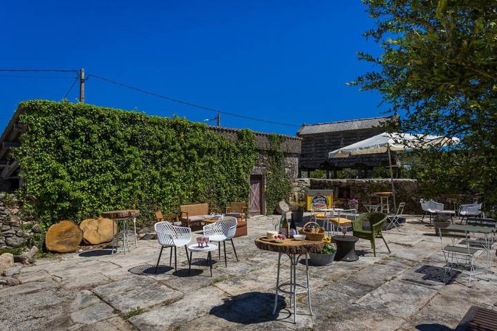 Casa rural para 4 personas, con vistas y jardín en Galicia