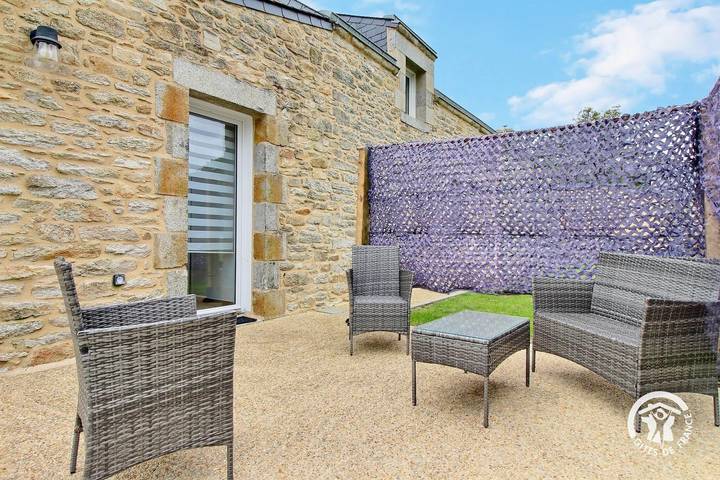 Gîte pour 4 personnes, avec terrasse et jardin à Questembert - 3