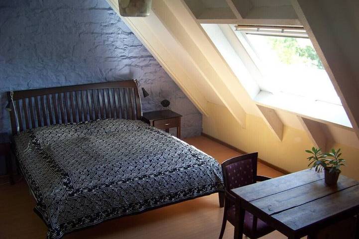 Location de vacances pour 6 personnes, avec piscine et jardin ainsi que terrasse et sauna, animaux acceptés à Prat - 2