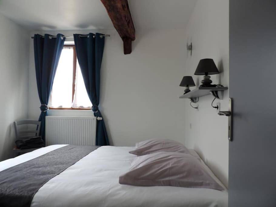 Gîte composé de 2 maisons avec cheminée et sauna in Houdetot, Région de Dieppe