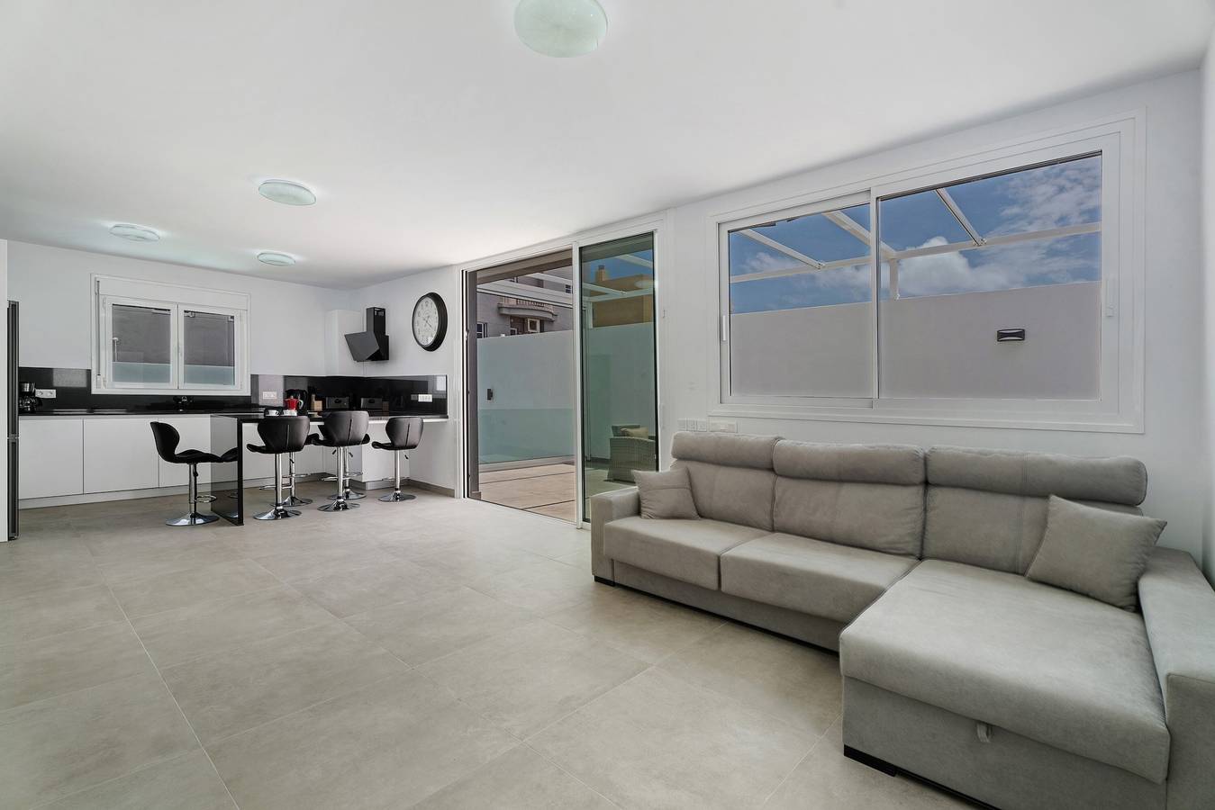 Casa Vacacional 'Violeta' con Vista a la Montaña, Wi-Fi y Aire Acondicionado in Costa del Silencio, Arona 