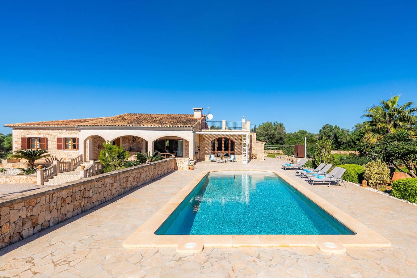 Maison de campagne 'Can Simonet' avec piscine privée, Wi-Fi et climatisation in Es Llombards, Santanyí
