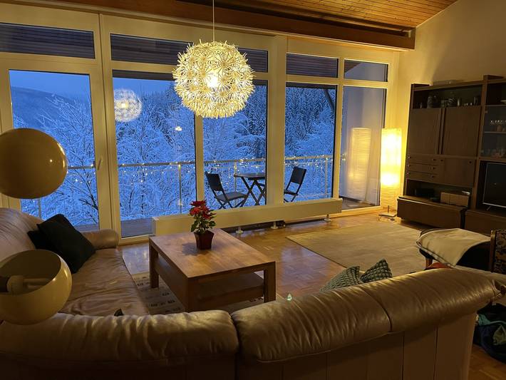 Chalet für 6 Personen, mit Balkon/Terrasse und Balkon sowie Terrasse und Garten im Nordschwarzwald