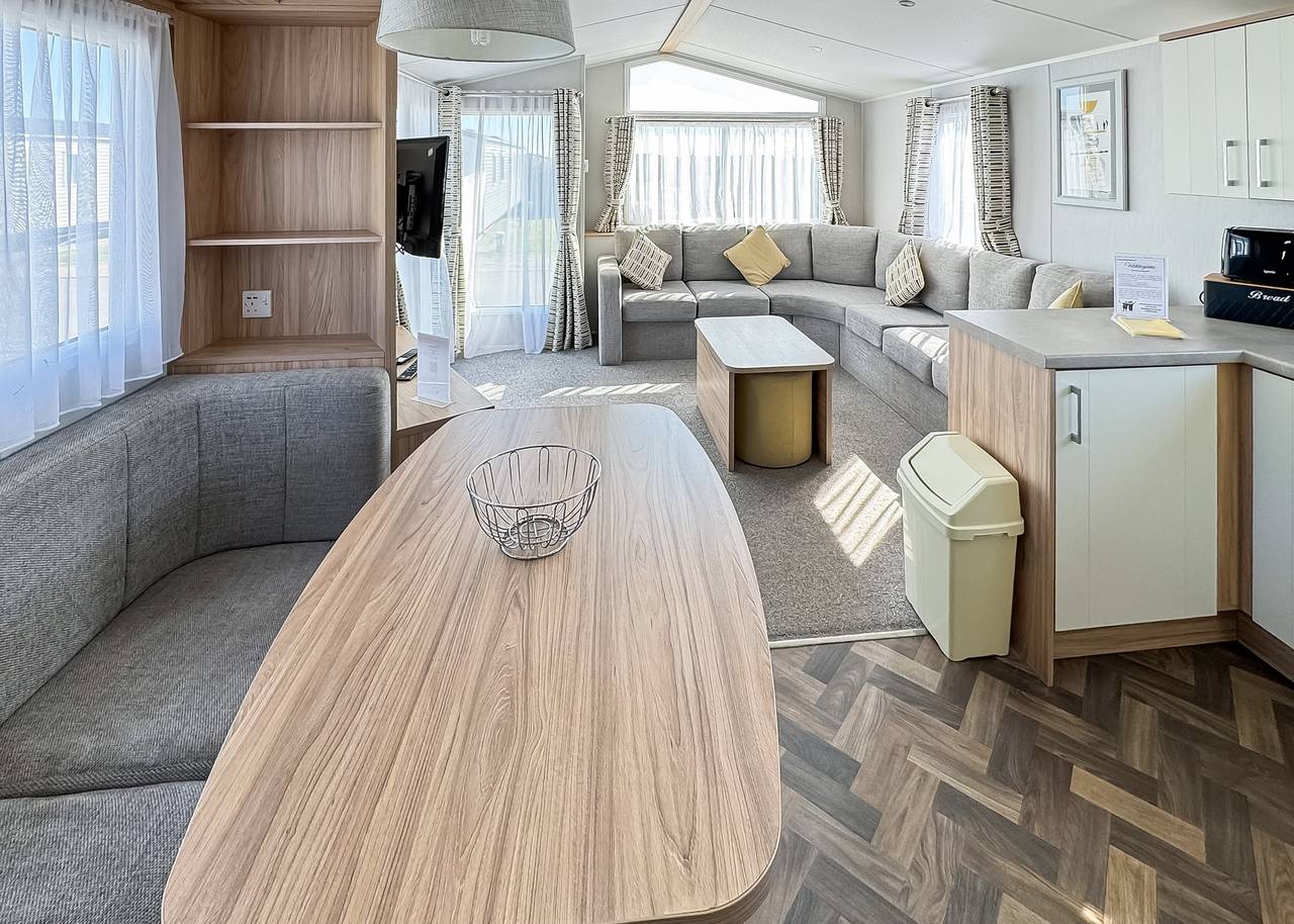 Platinum Caravan (Pet) in Mersea Island, Colchester