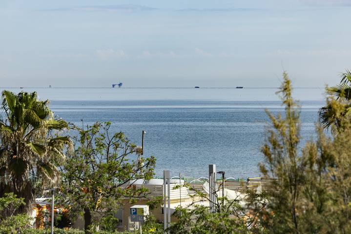 Ferienwohnung für 6 Personen, mit Pool und Garten sowie Balkon in Riccione - 2