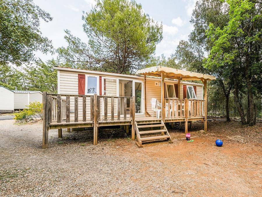 Camping Les Rives du Luberon - Mobilhome 6 personnes - Classic | 2 Ch. | 4/6 Pers. | Terrasse surélevée | Clim. in Cheval-Blanc, Parc naturel régional du Luberon