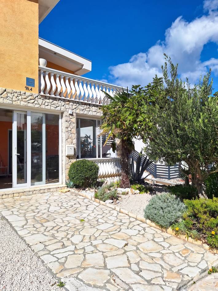 Vakantiewoning voor 3 personen, met Balkon/Terras in Vir