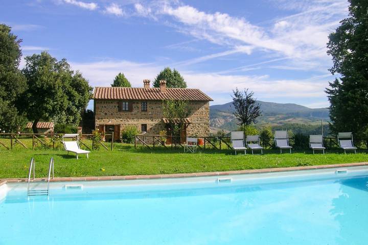 Villa per 10 persone, con giardino in Val d’Orcia
