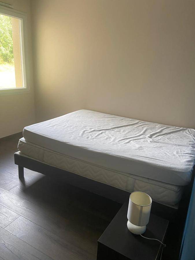 Gîte pour 2 personnes, avec terrasse à Ernée - 4