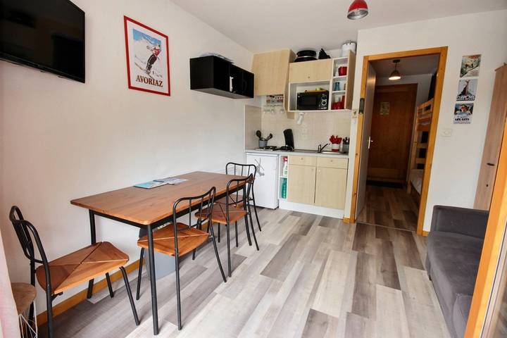 Gîte pour 4 personnes, avec balcon à Saint-Jean-d'Aulps - 2