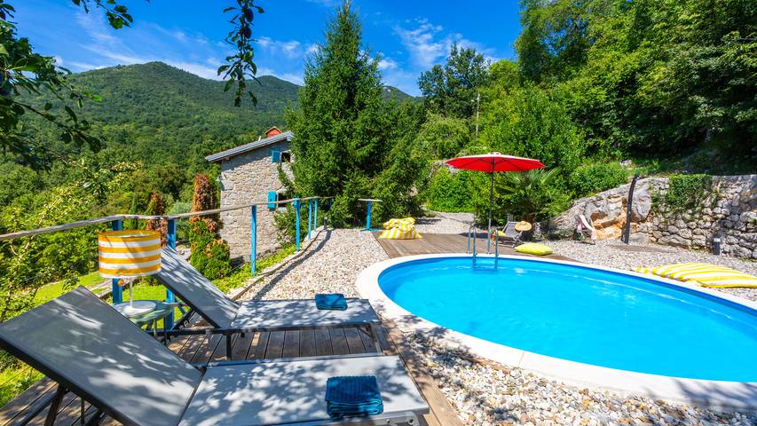 Villa pour 6 personnes, avec jardin et terrasse dans Grad Opatija