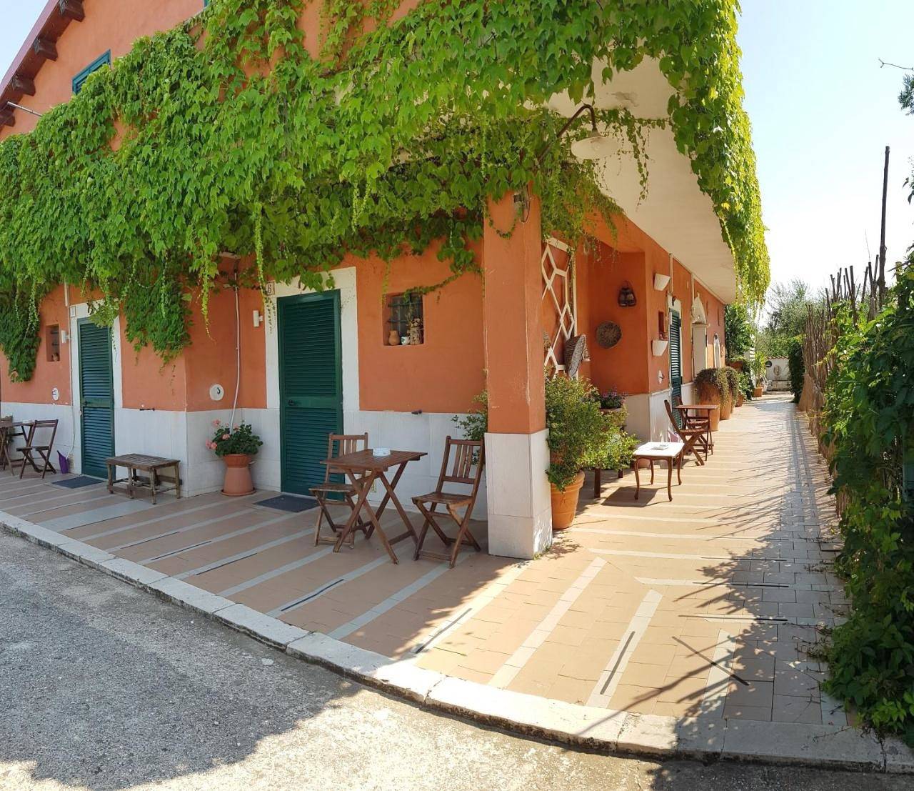 Casale Terra Sole B&B in Terlizzi, Provincia di Bari