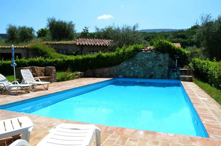 Casa vacanza per 6 persone, con giardino e piscina nonché panorama in Seggiano