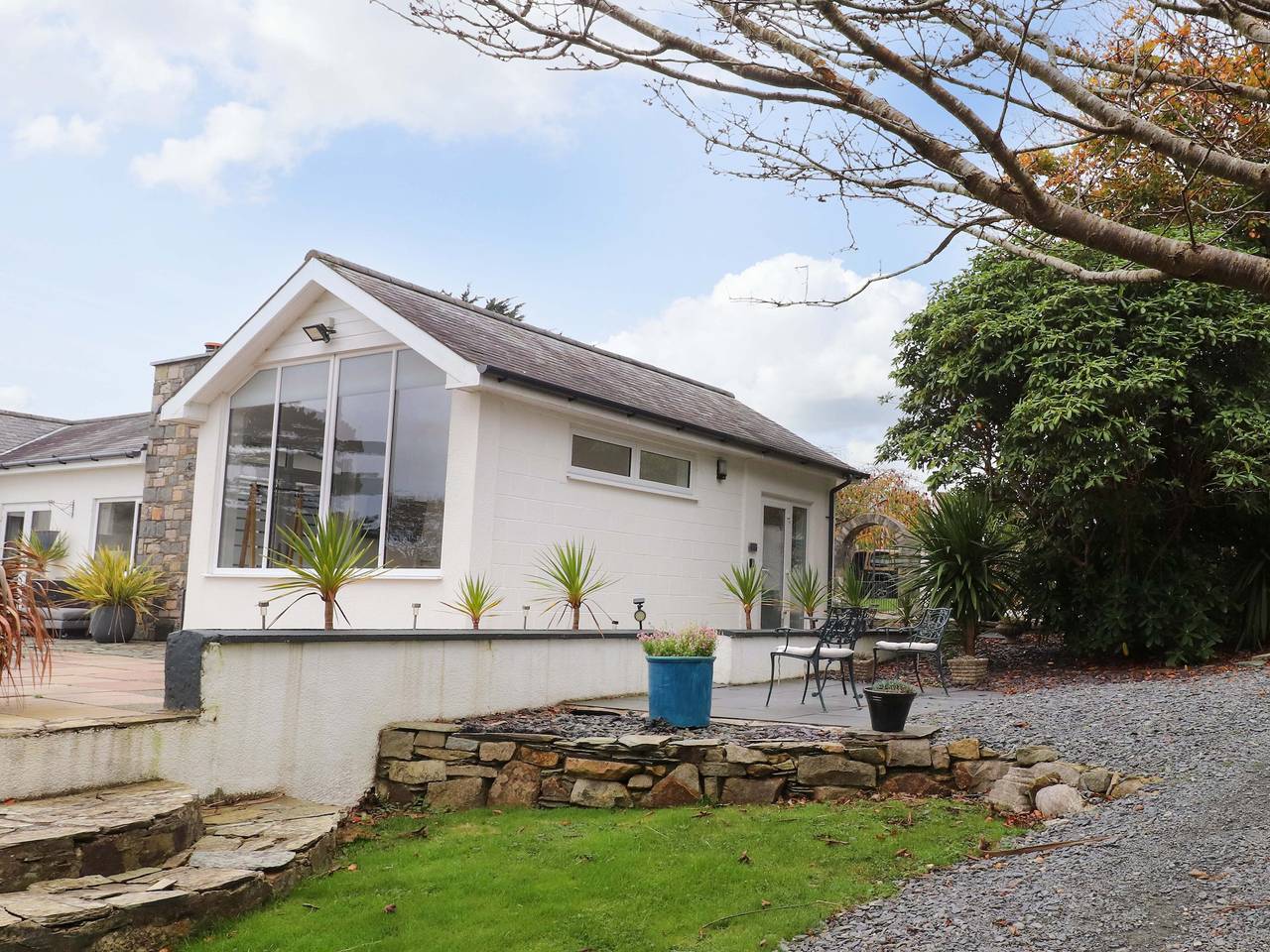 Summer Room in Llanbedrog, Gwynedd