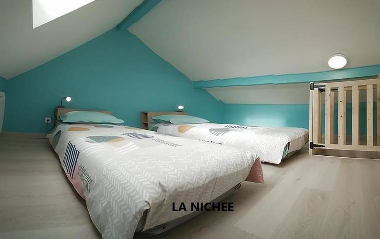 Gîte pour 2 personnes, avec vue à Cormaranche-en-Bugey - 2
