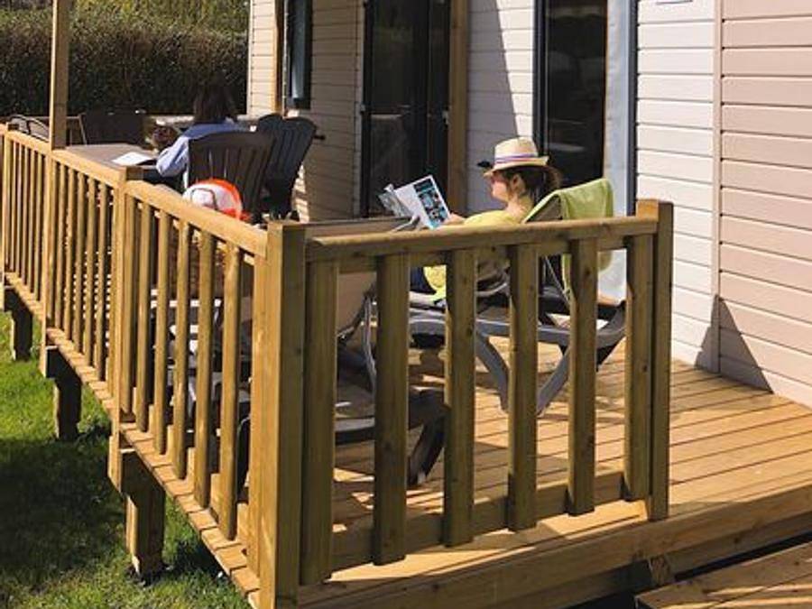 Camping Sites et Paysages - Domaine de la Catinière - Mobilhome 6 personas - Premium - 3 habitaciones - Tv - con terraza cubierta - lavavajillas in Fiquefleur-Équainville, Región de Bernay