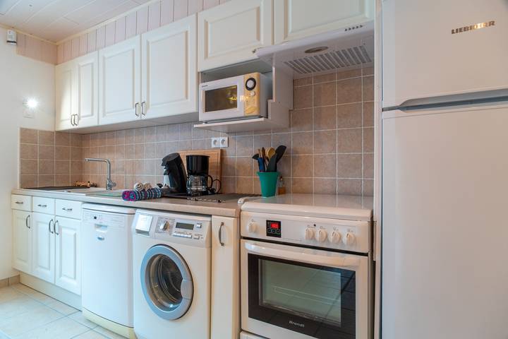 Location de vacances pour 6 personnes, avec jardin et terrasse à Plomodiern - 4