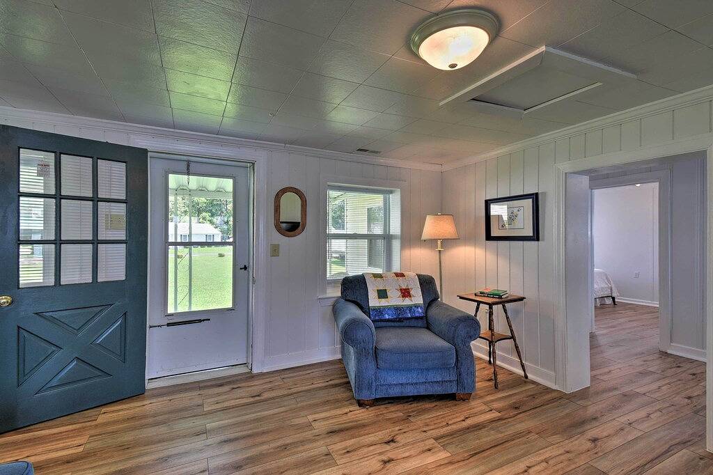 Romantic Waterfront Abode with Patio & Dock! in Rappahannock River