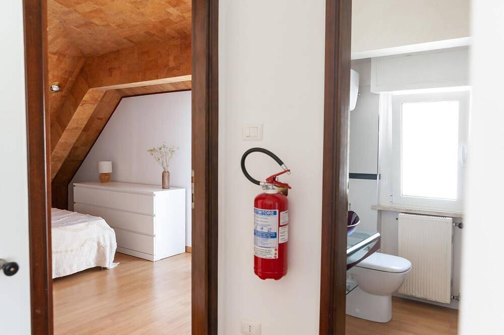 Ganze Wohnung, Sea soul apartment, cozy and bright oasis by the sea in Montesilvano Marina, Montesilvano