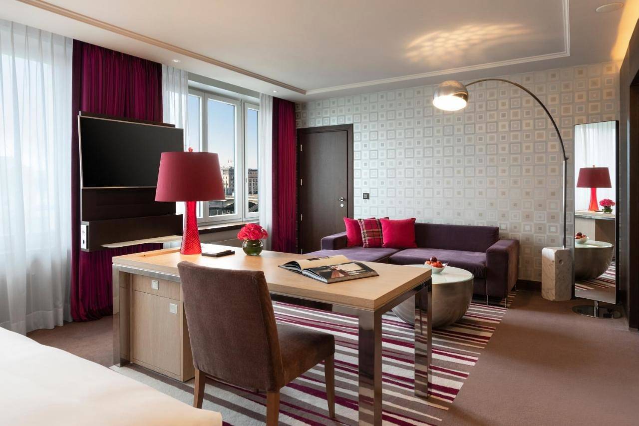 Hotel für 3 Personen mit Terrasse in Genève Secteur de dist., Genf