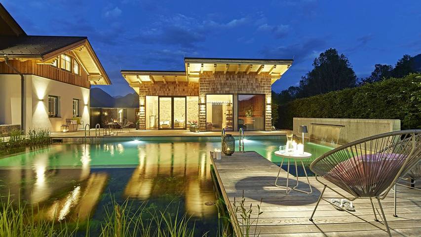 Ferienwohnung für 2 Personen, mit Garten und Sauna sowie Pool in Grundlsee