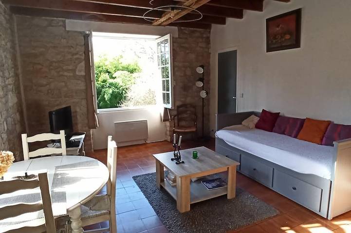 Location de vacances pour 3 personnes, avec jardin à Le Roc - 4