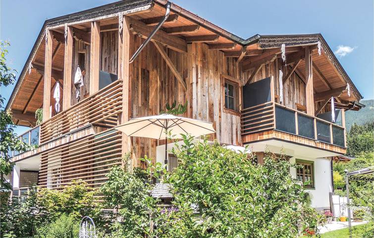 Ganze Ferienwohnung, Gemütliche 88 m² große Wohnung in der Nähe der Skistation und des Flusses, WLAN und Parkplatz inklusive in Kleinarl, Ski Amadé