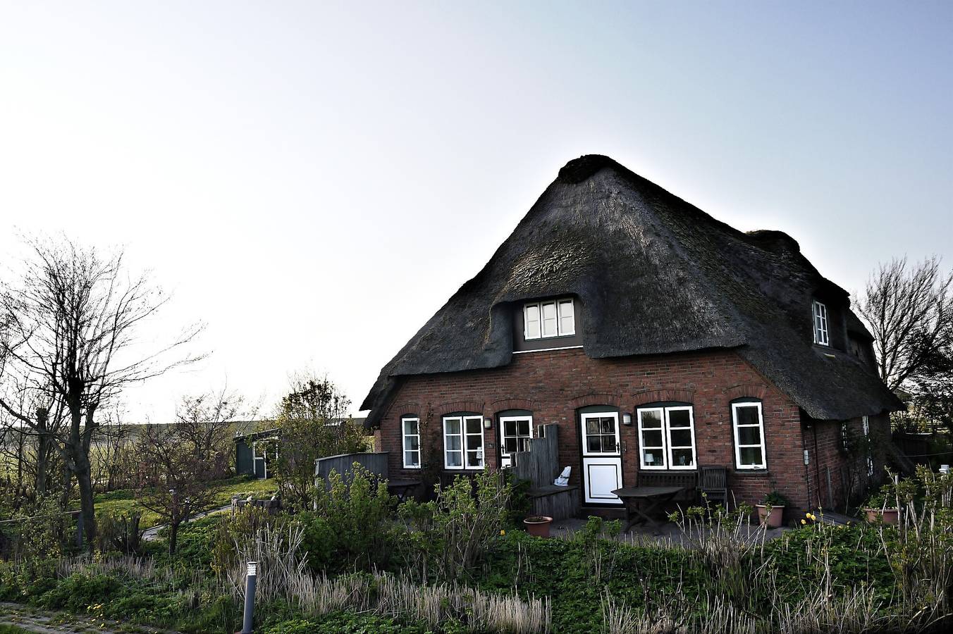 Ganze Wohnung, Ferienwohnung 1" mit Gemeinschaftsgarten, Terasse und Wlan in Rodenäs, Nordfriesland