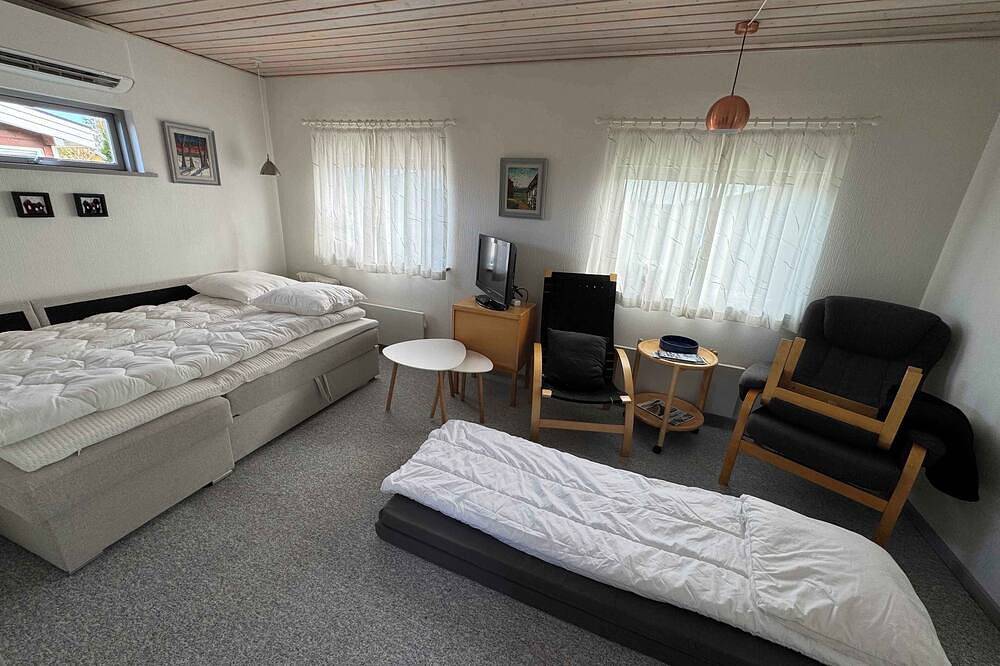 Cozy cottage with a view of Kerteminde Fjord in Munkebo, Kerteminde en omgeving