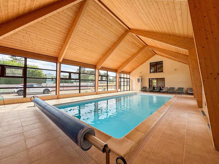 Gîte pour 8 personnes, avec jardin
