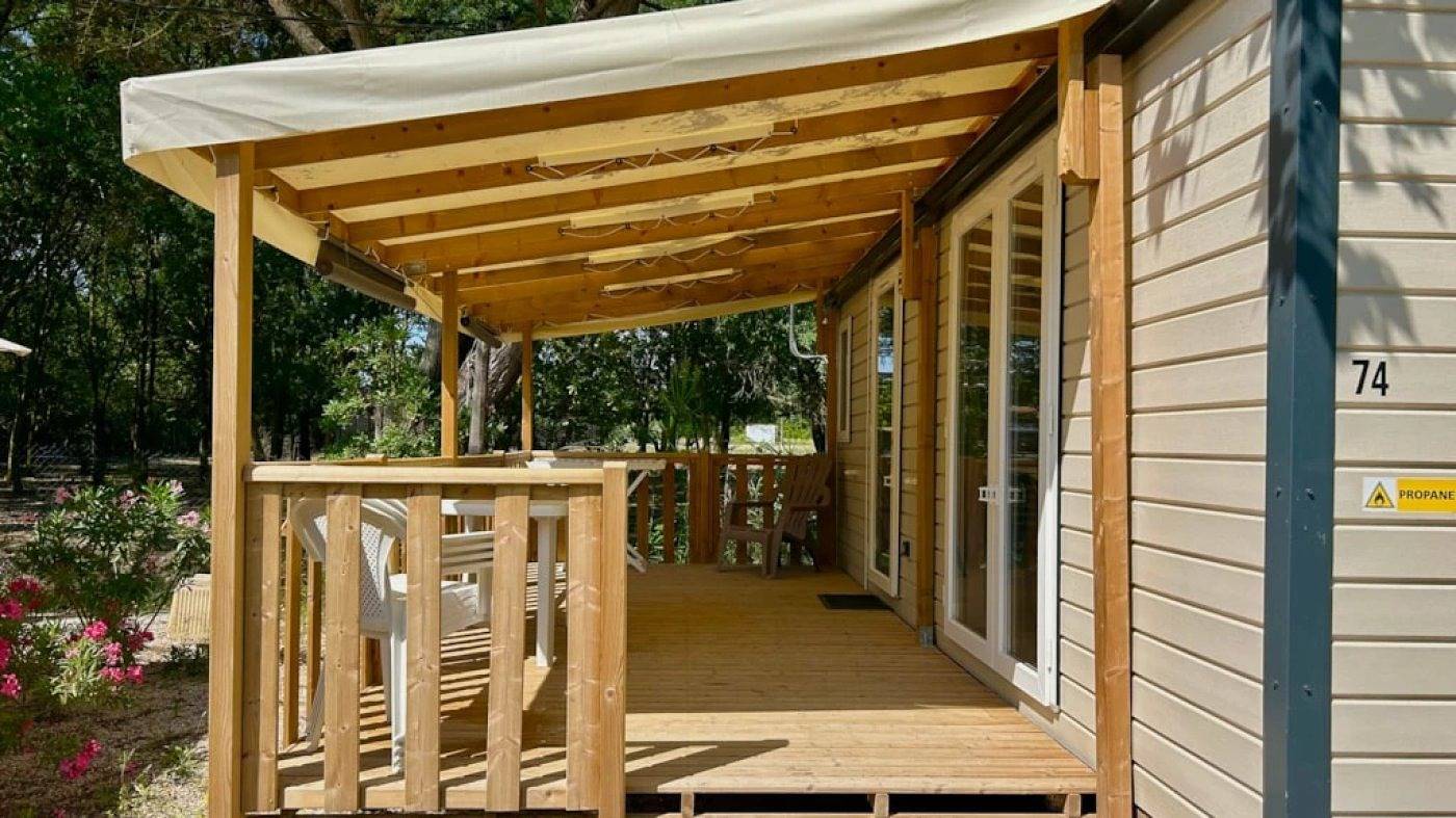 Zecamping 2 étoiles piscine 4km plage mobil-home Tv clim 29m2 4 pers in Villeneuve-lès-Maguelone, Côte méditerranéenne (France)