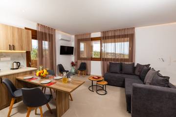 Apartment for 7 People in Rethymno region, Photo 2