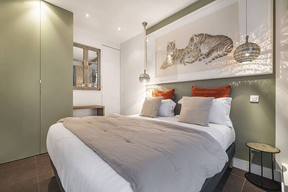 Apartamento entero, Show Room, 2Br/2Ba, 6 people in 4th Arrondissement, París