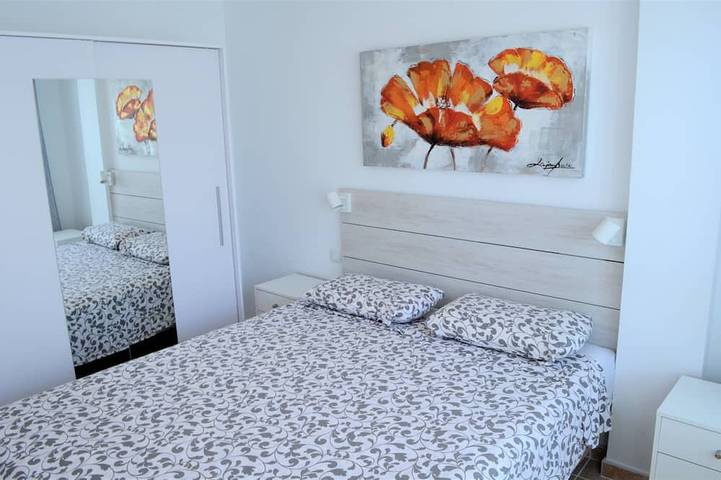Apartamento entero, Apartamento Sarah 2A, a 2 minutos de la playa y el paseo marítimo, céntrico y tranquilo. Wifi gratis in Playa Morro Jable, Pájara