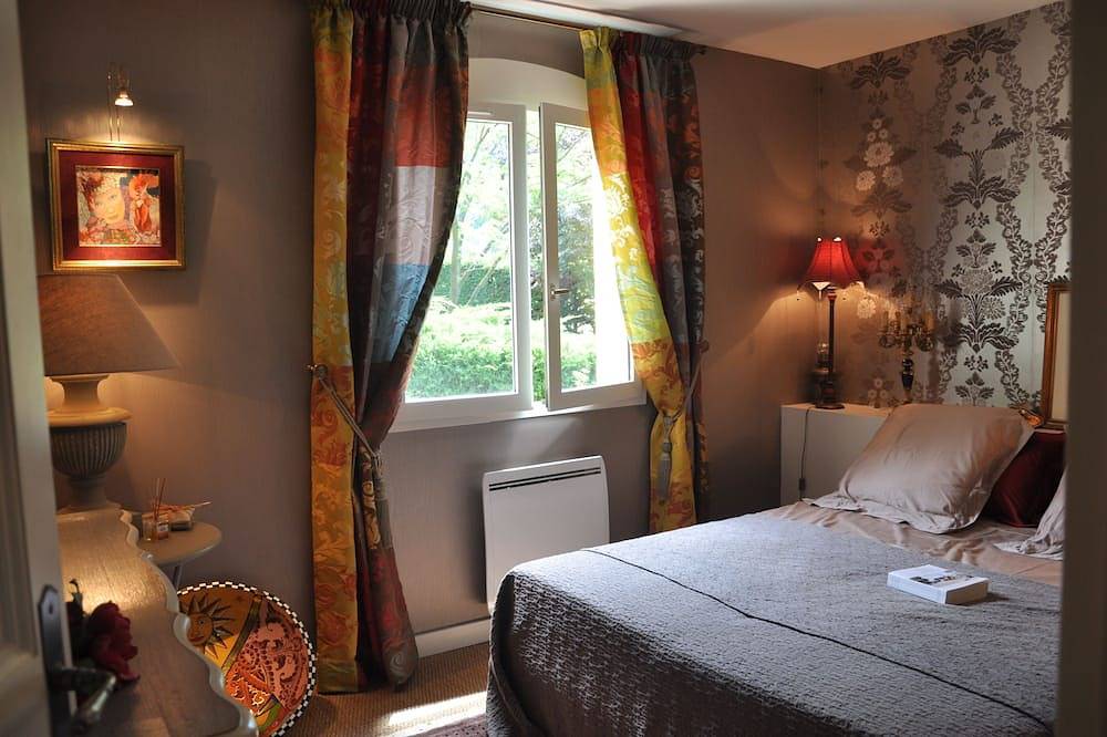 Nyons, charming villa in a green setting in Nyons, Nyons region