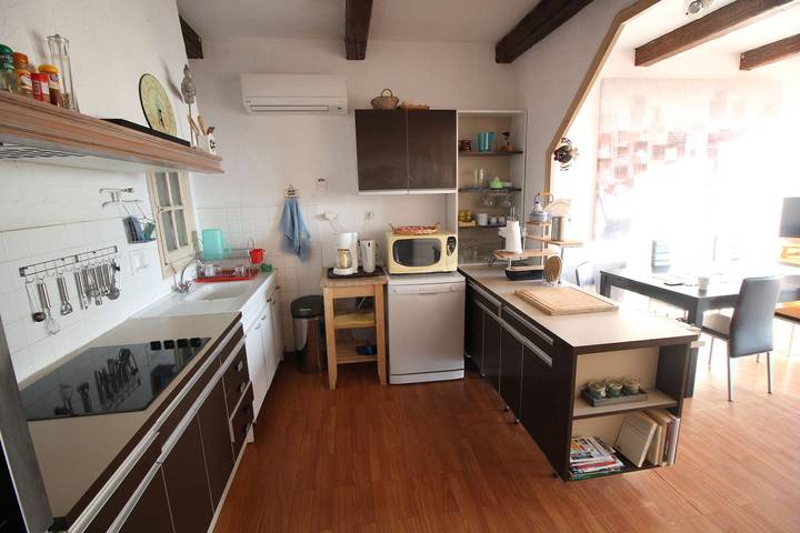 0.1 ml from the beach, house with large terrace and beautiful sea view. in Carry-le-Rouet, Mediterranean Coast (France)