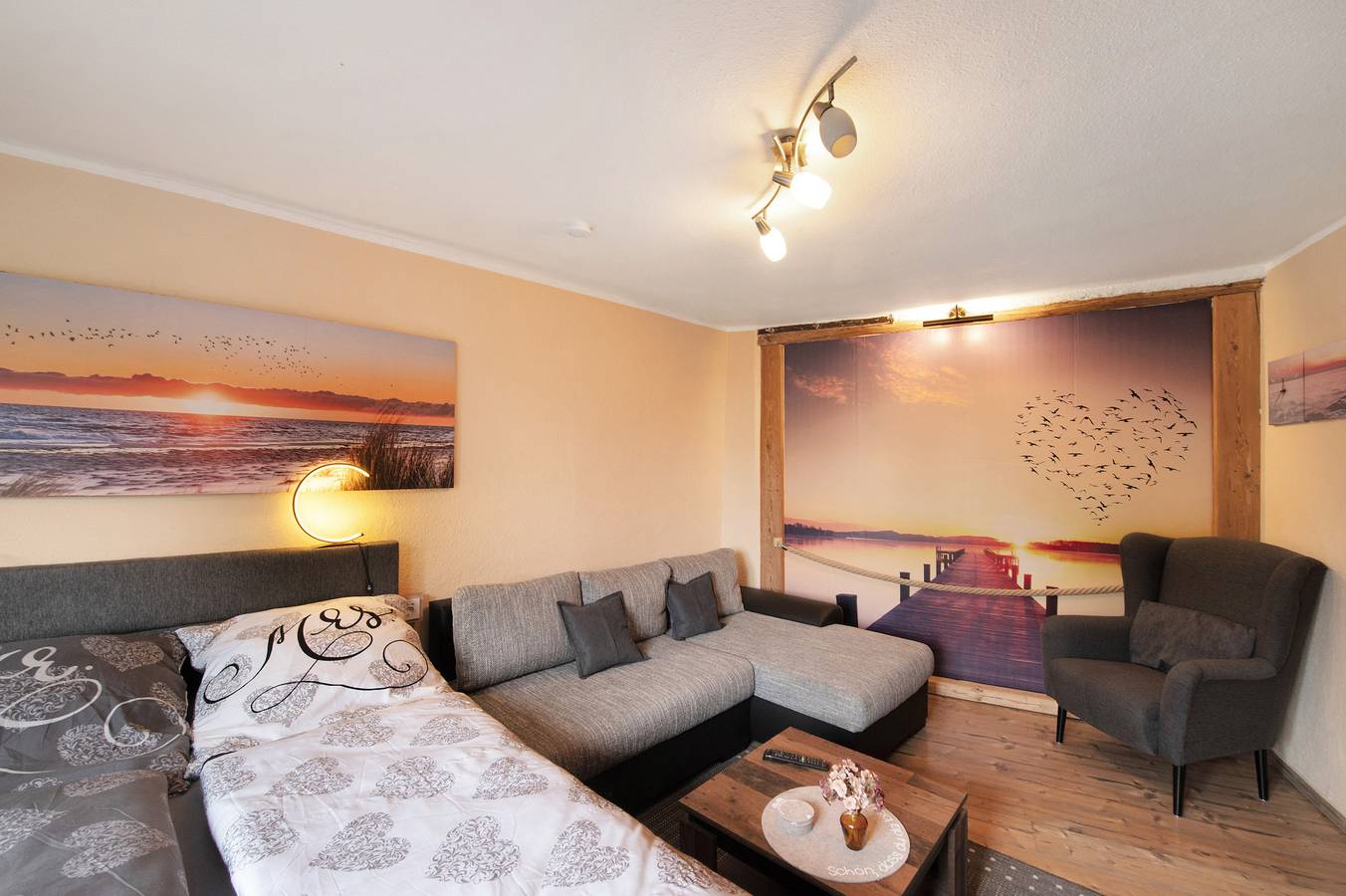 Ganze Wohnung, Ferienwohnung 'Alte Schmiede' mit Balkon und Wlan in Laage, Mecklenburgische Seenplatte