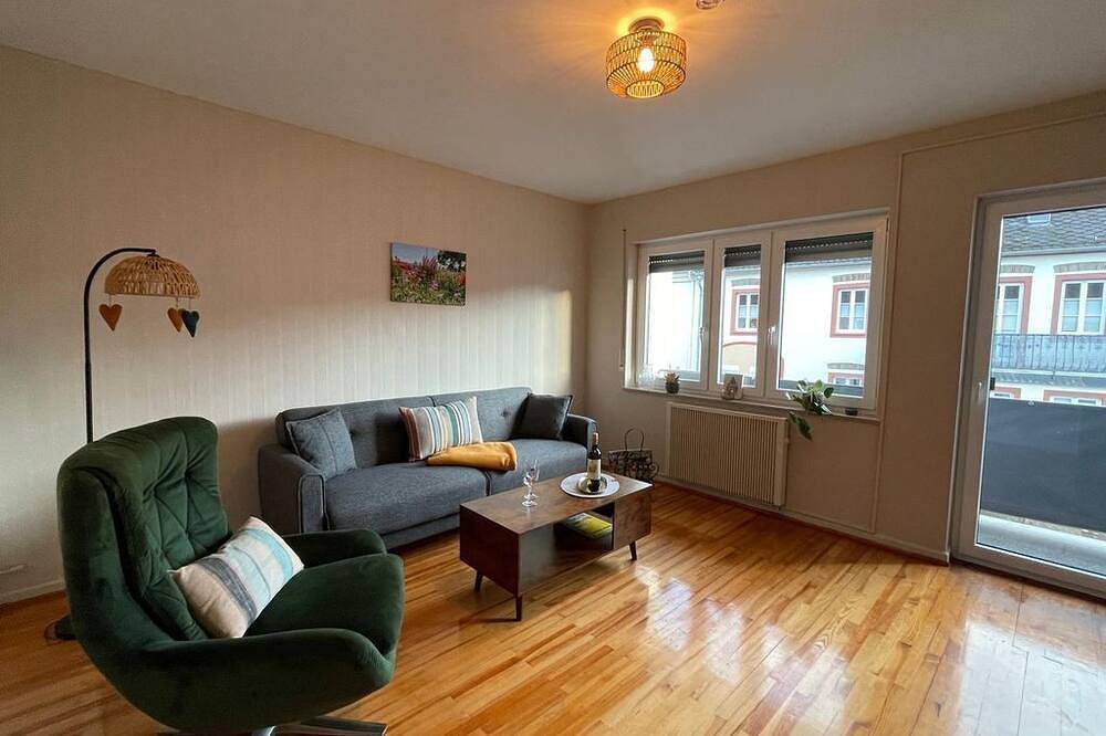 Ganze Wohnung, Wein-Ferienhaus \"In der Olk\" - Ferienwohnung Christine in Klüsserath, Moseleifel