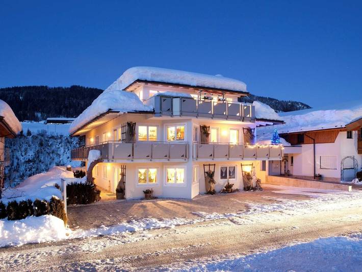 Ferienwohnung für 4 Personen, mit Balkon in Saalbach-Hinterglemm - 2