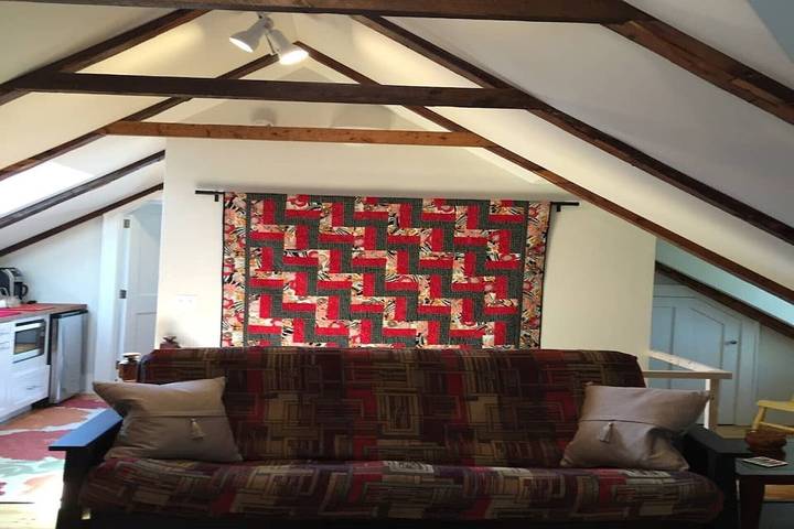 Vacation rental for 3 people, with yard in Mount Desert Island