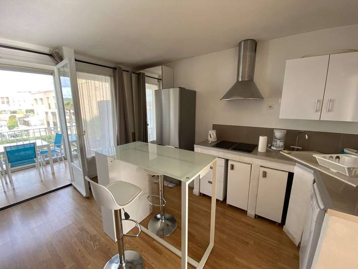 Gîte pour 4 personnes, avec balcon, adapté aux familles à Six-Fours-les-Plages - 3
