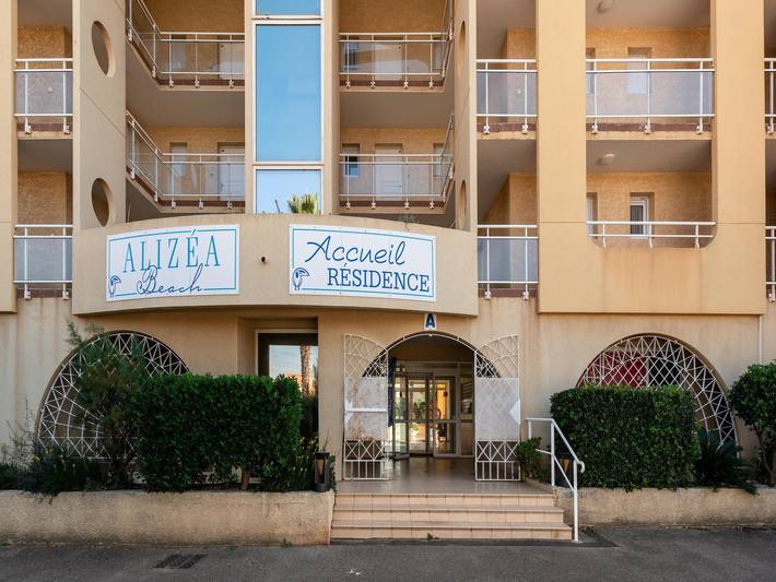 Ferienwohnung für 4 Personen, mit Balkon/Terrasse und Pool in Valras-Plage