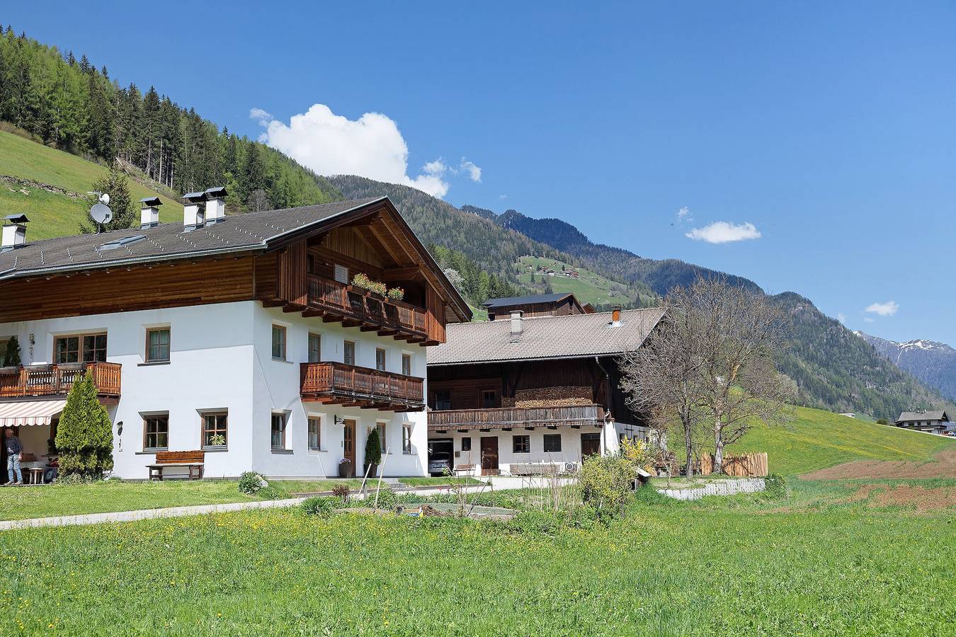 Appartamento intero, Appartamento 'Primula' con giardino in comune, balcone e Wi-Fi in San Giovanni Valle Aurina, Valle Aurina