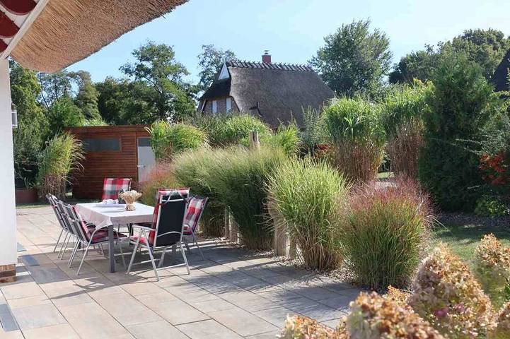 Ferienhaus für 8 Personen, mit Sauna und Garten sowie Terrasse in Poseritz